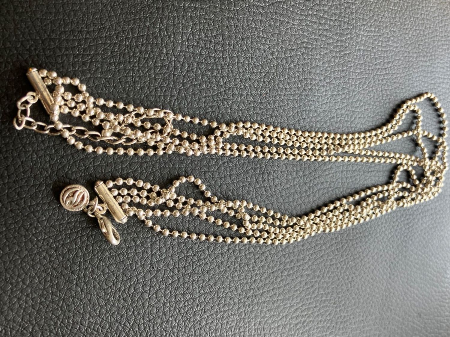 Catenine: Collier multirangs argenté - Élégant & Tendance actuelle! – Usato da Peseux venduto da Cresus27 3