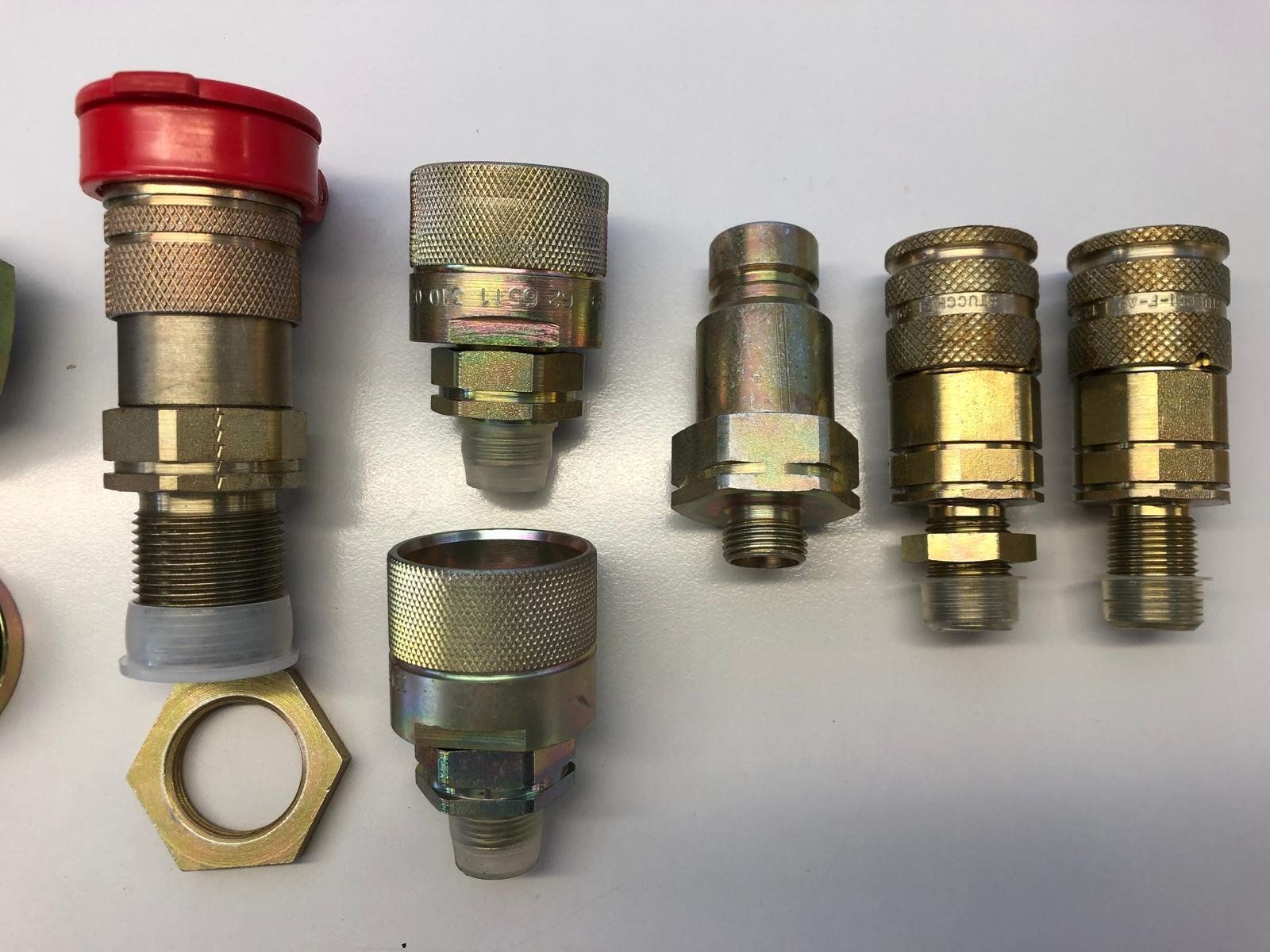 Altro per industria metallurgica: Hydraulikkupplungen für Land- oder Baumaschinen – Nuovo (secondo la descrizione) da Reiden venduto da Leiserag