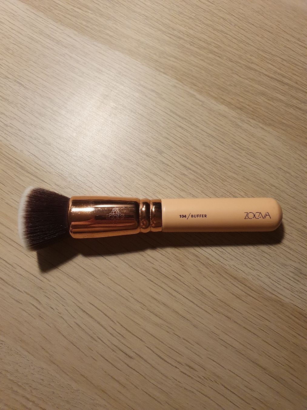 Zoeva Make-up: Zoeva 104 Foundationpinsel – Usato da Altdorf UR venduto da Louisismyfavorite
