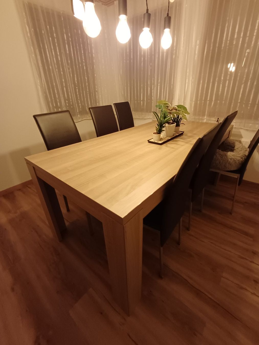 Set de table et chaises: Esstisch Set mit 6 Stühlen – D'occasion à Oberschrot par T.9b 1