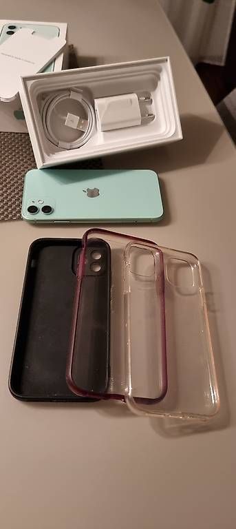 Portables: IPhone 11 128 GB – D'occasion à Ebikon par Zeljka1966