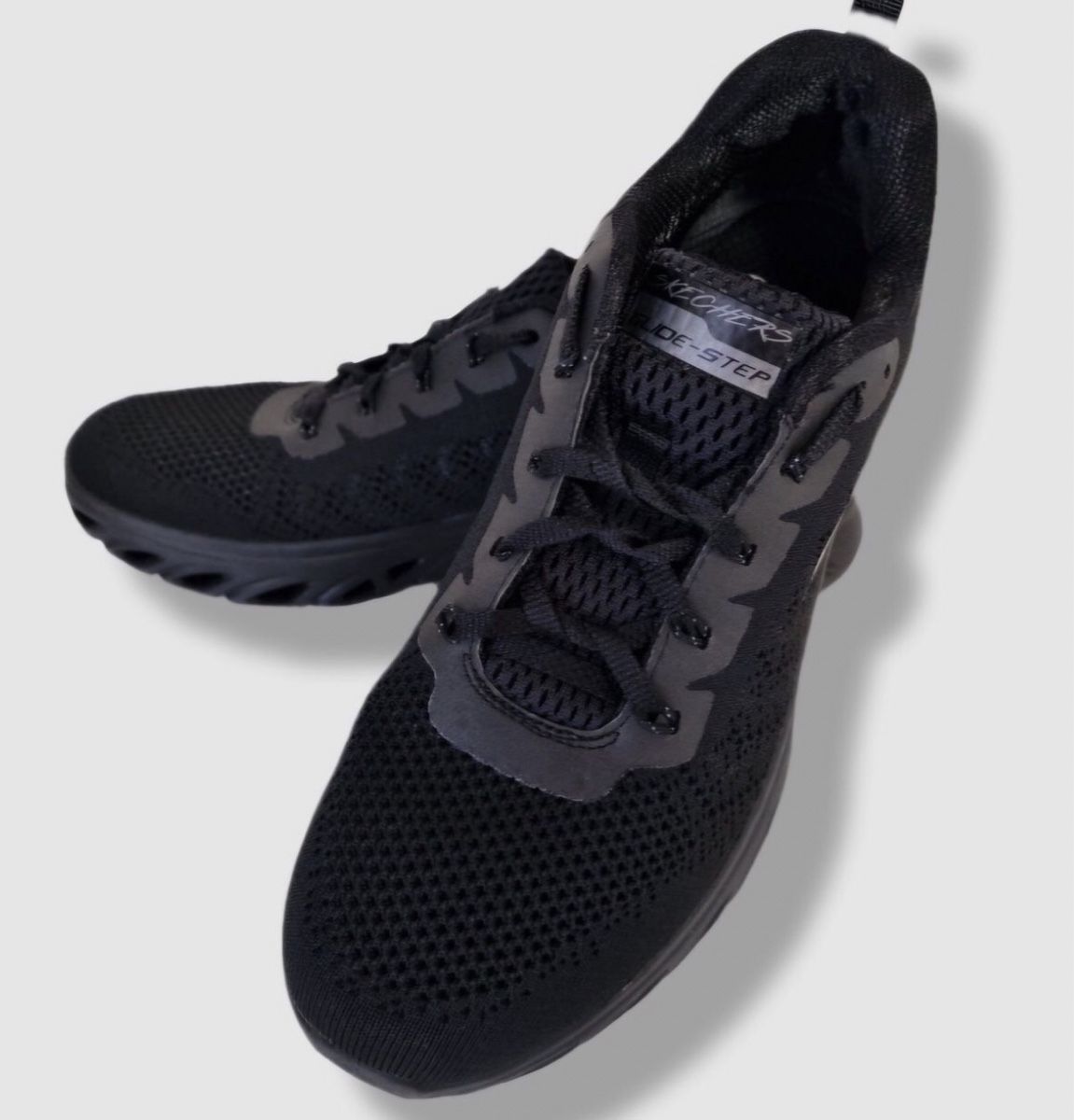 Skechers Scarpe da uomo: Skechers Air-Cooled Memory Foam Gr 40 – Usato da Endingen venduto da Warlock