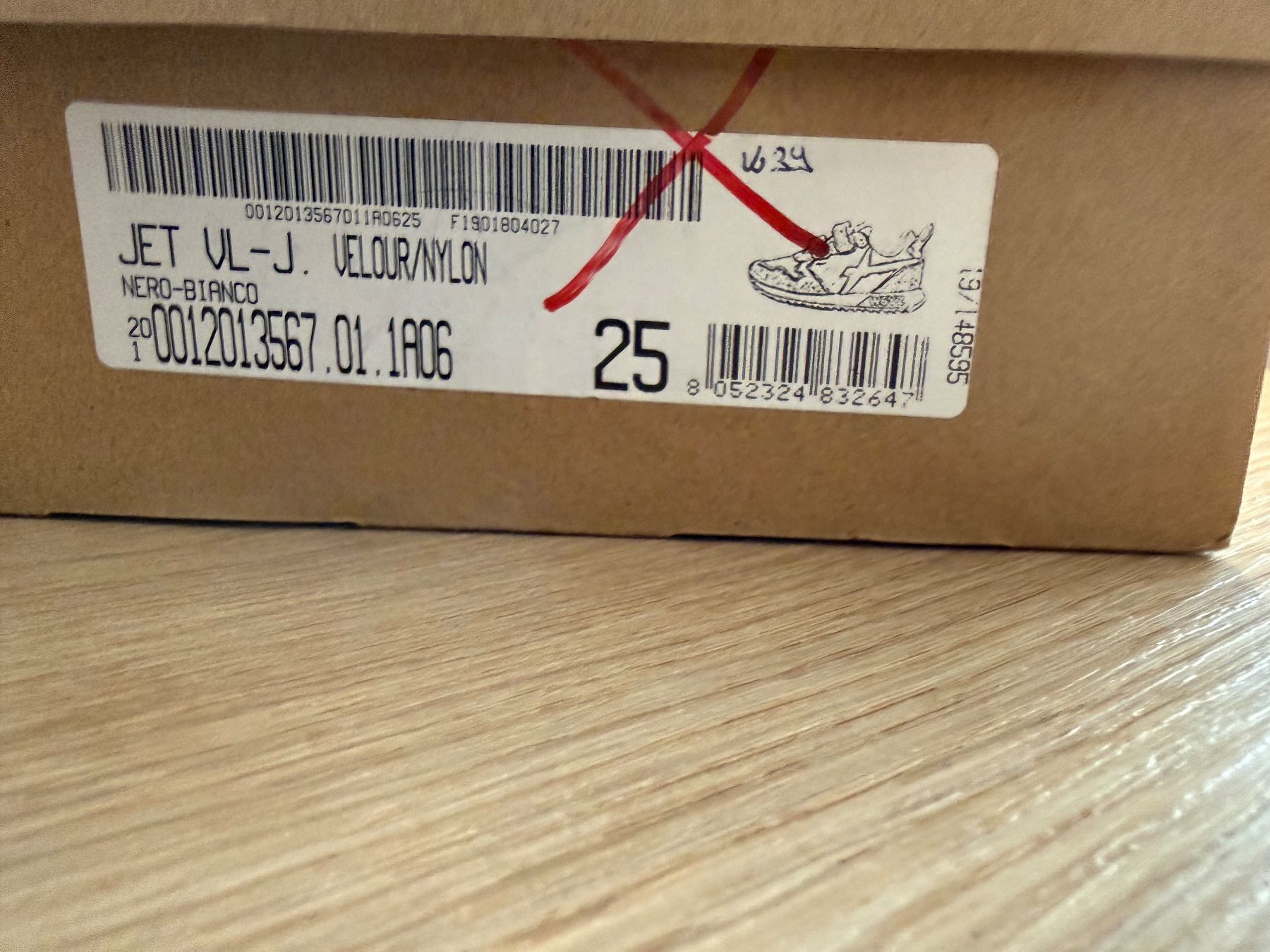 Scarpe per ragazzi: Kinderschuhe Grösse 25 – Usato da Pontresina venduto da poc 2