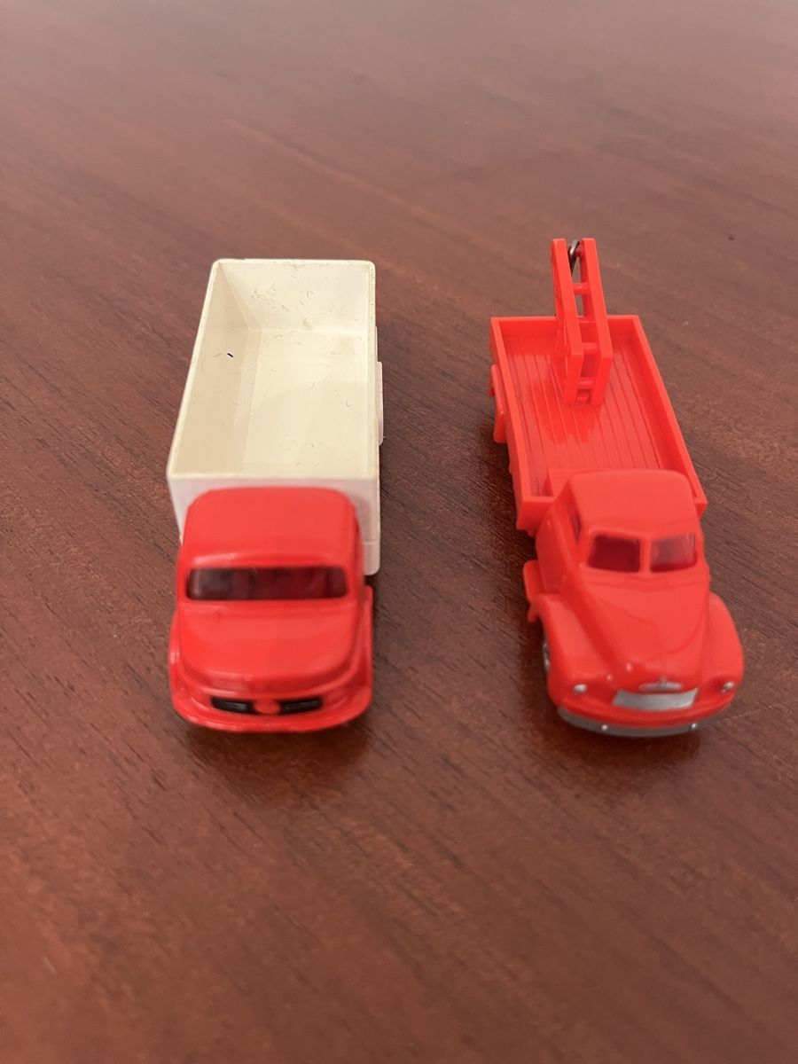 Lego Jouets: 2 alte Lego Lastwagen – D'occasion à Wabern par Housi78