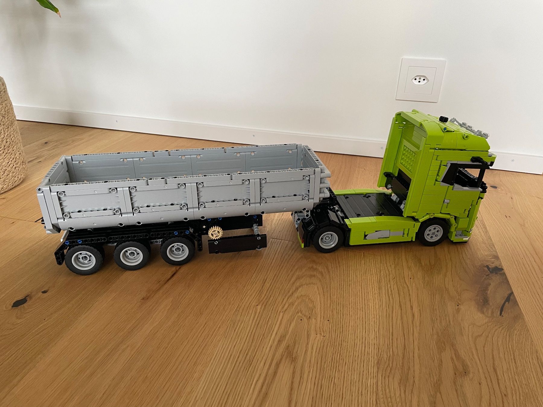 Lego Kit di costruzioni: Lego Technic - DAF XG 4x2 – Nuovo (secondo la descrizione) da Salmsach venduto da ram82 4