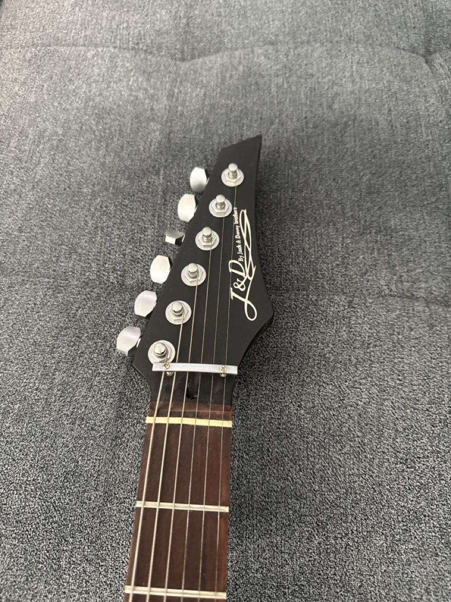 Strumenti musicali: E-Gitarre J&D by Jack & Danny, schwarz – Usato da Hunzenschwil venduto da Amblazing 3