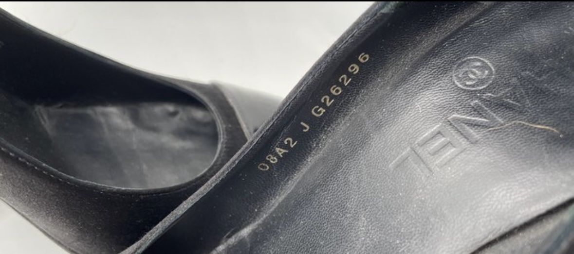 Chanel Scarpe da donna: Chanel Pumps Grösse 38.5 – Usato da Chur venduto da Milargo 7