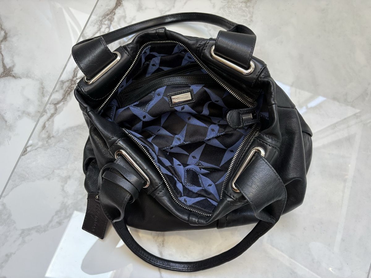 Coccinelle Borse da donna: Schwarze Ledertasche Coccinelle NEUWERTIG  – Nuovo (secondo la descrizione) da Estavayer-le-Lac venduto da Mimmy02 5