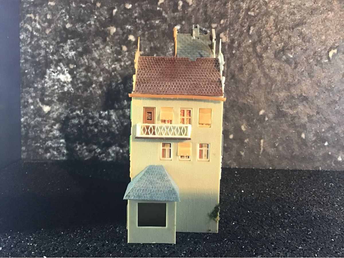 Kit di modellismo & Modellini statici: MODELL GEBÄUDEHAUS – Usato da Männedorf venduto da Spezial-Modelle 1