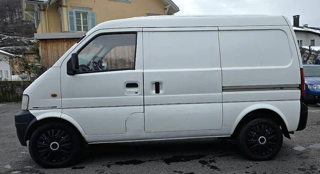 Veicoli commerciali: Giotti Victoria Gladiator Kastenwagen  – Usato da Heiligkreuz (Mels) venduto da Beyond-Auto 4