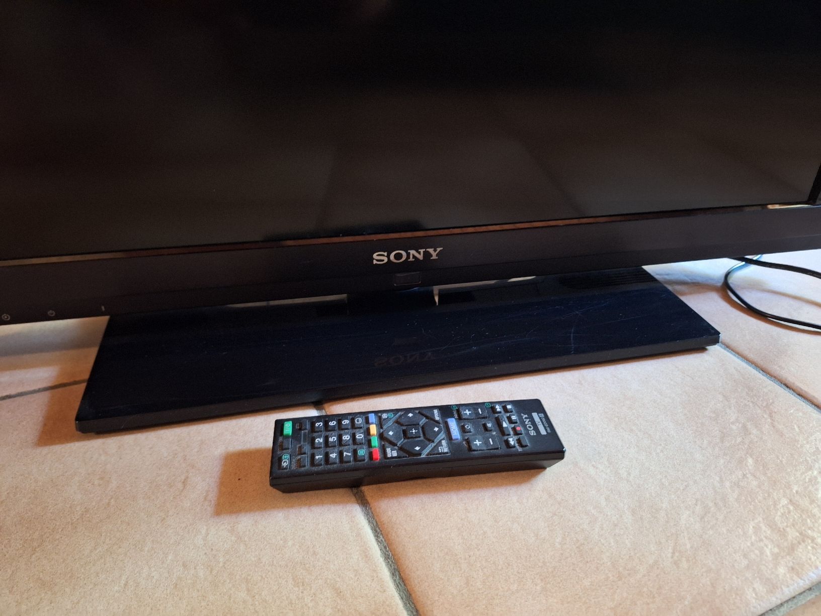 Fernseher: TV Sony KDL-32EX711 – Gebraucht aus Genolier von Antoine30 1