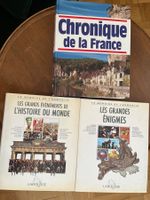 3 grands livres Larousse et Ed Chronique