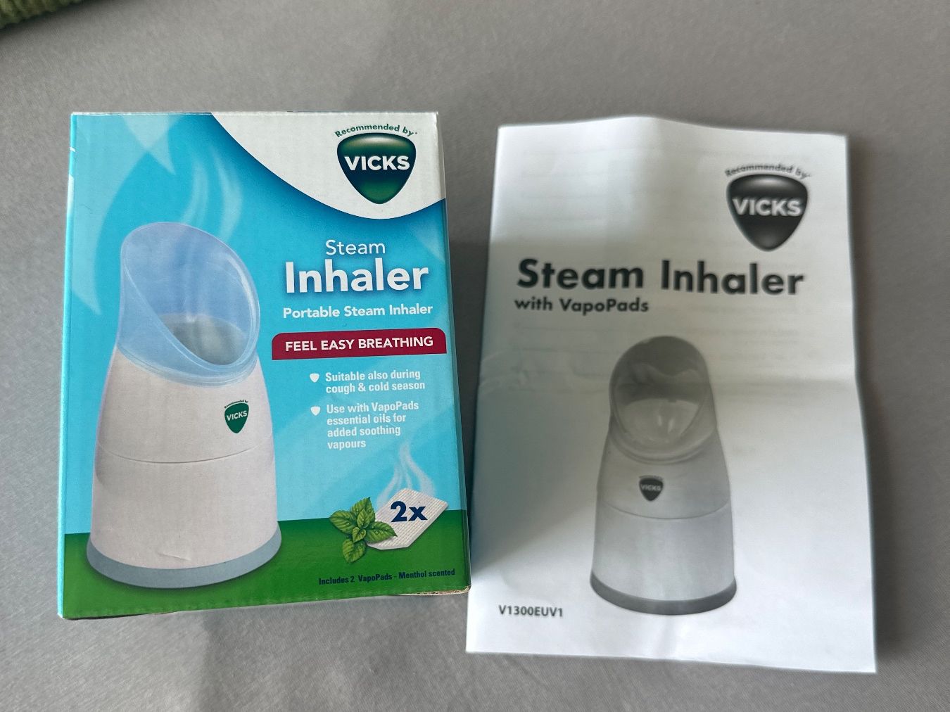 Altri Prodotti per fumatori: VICKS Dampfinhalator mit Pads – Nuovo (secondo la descrizione) da Zürich venduto da namrod