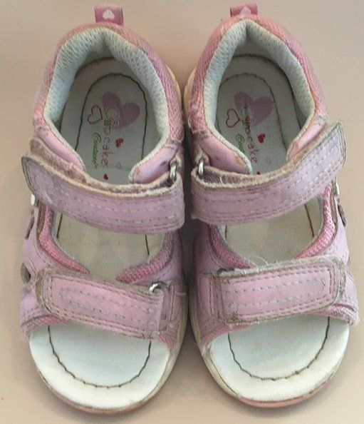 Scarpe per ragazze: Kinder-Sandalen (22) – Usato da Grüningen venduto da tienda100