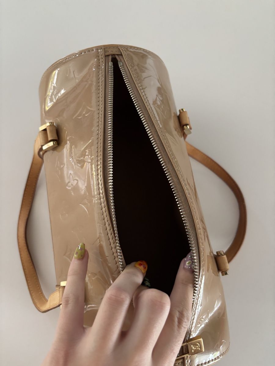 Louis Vuitton Borse: Louis Vuitton Papillon Vernis Beige – Usato da Bulle venduto da lalooo 6