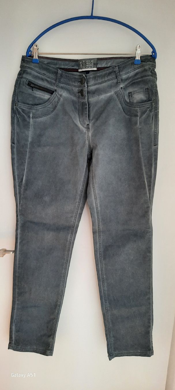 Cecil Pantalons: ***CECIL*** Hose grau Gr 31/32 NewYork – Neuf (Voir description) à Wädenswil par H2H_Secondhandshop 1