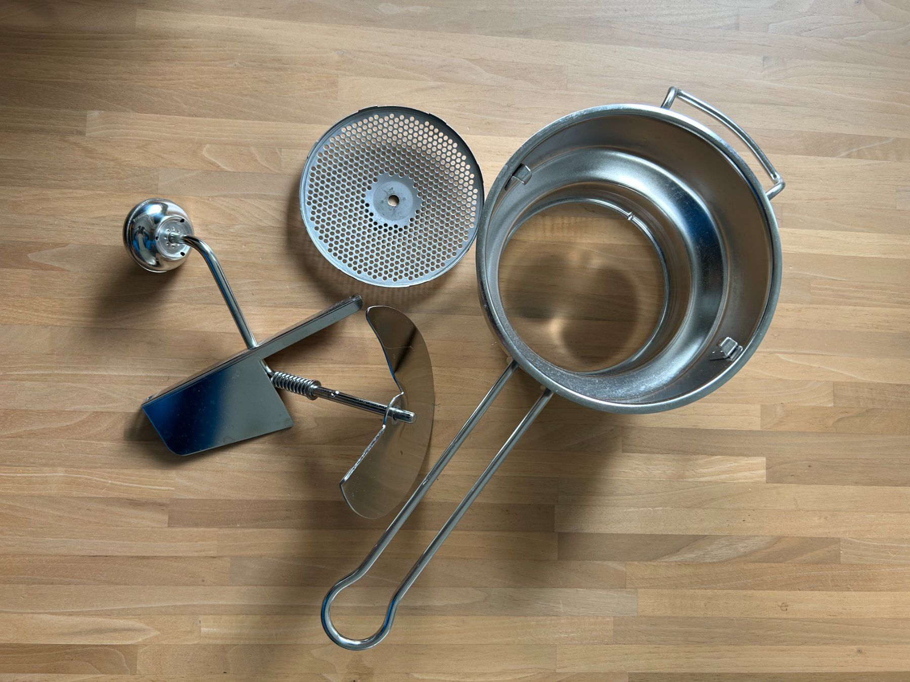 Elettrodomestici da cucina: Passvite aus Edelstahl – Usato da Lyss venduto da sweetsour 1