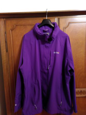 Regatta Regenjacke, Lila, Grösse 50, Top Zustand!