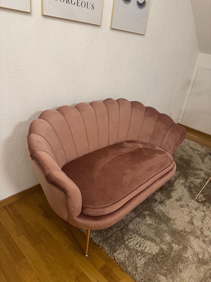 Divani: Retro Samt Muschel Sofa, Neuwertig! – Nuovo (secondo la descrizione) da Niederurnen venduto da 8867 2