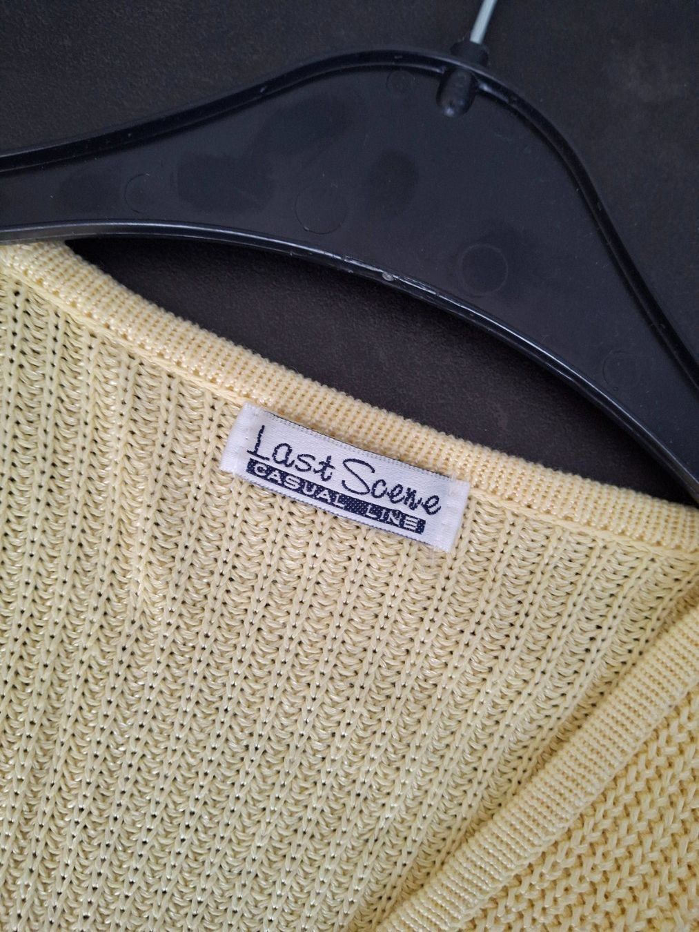 Maglioni & Felpe: Last Scene Strickjacke, Grösse 46/48, hellgelb, neu! – Nuovo (secondo la descrizione) da WALTERSWIL SO venduto da thb_ybm8 2