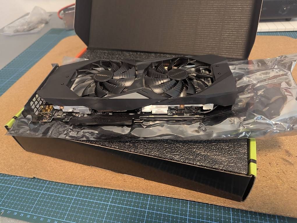 Cartes graphiques: Gigabyte RTX 2070 Windforce 2X – D'occasion à Zürich par Norman0406 1