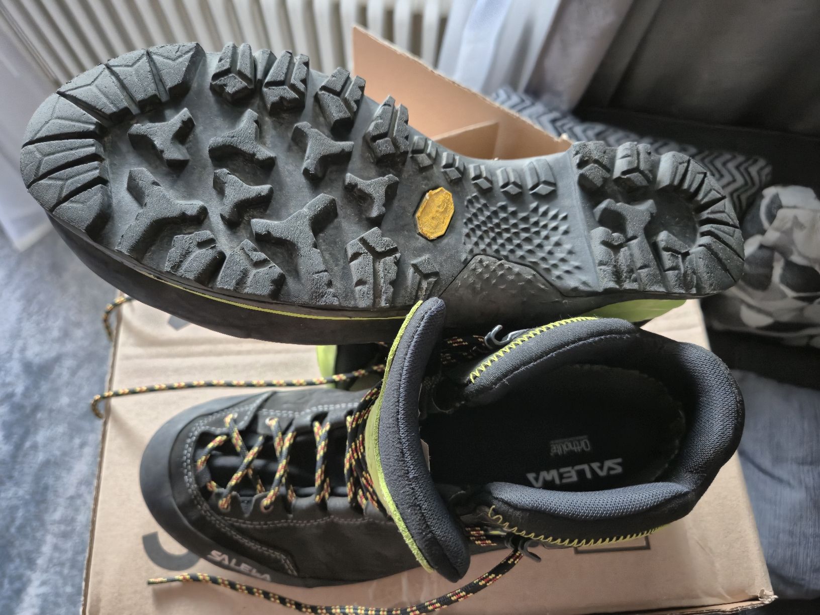 Salewa Herrenschuhe: Wanderschuhe von Salewa in der Grösse 44 – Gebraucht aus Wittenbach von tsc_5tyv 4