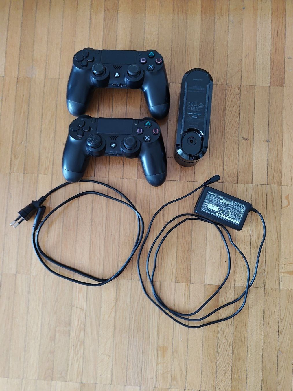 Dockingstation: 2 PS3 Controller mit Charging Dock – Defekt aus Hochdorf von all_u_want 4