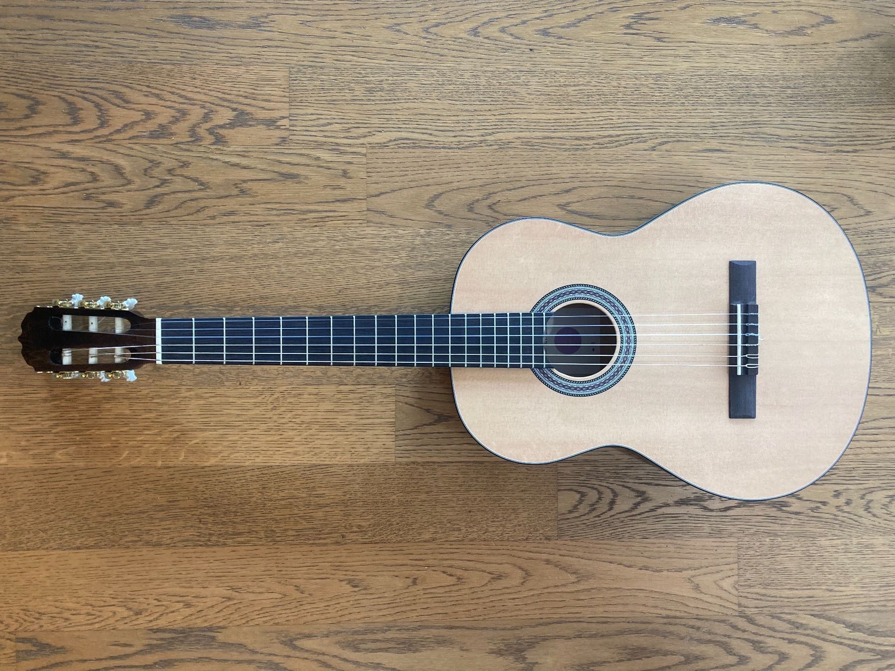 Strumenti musicali: Gitarre für Einsteiger – Nuovo e nell'imballaggio originale da Pfäffikon venduto da classicalguitar