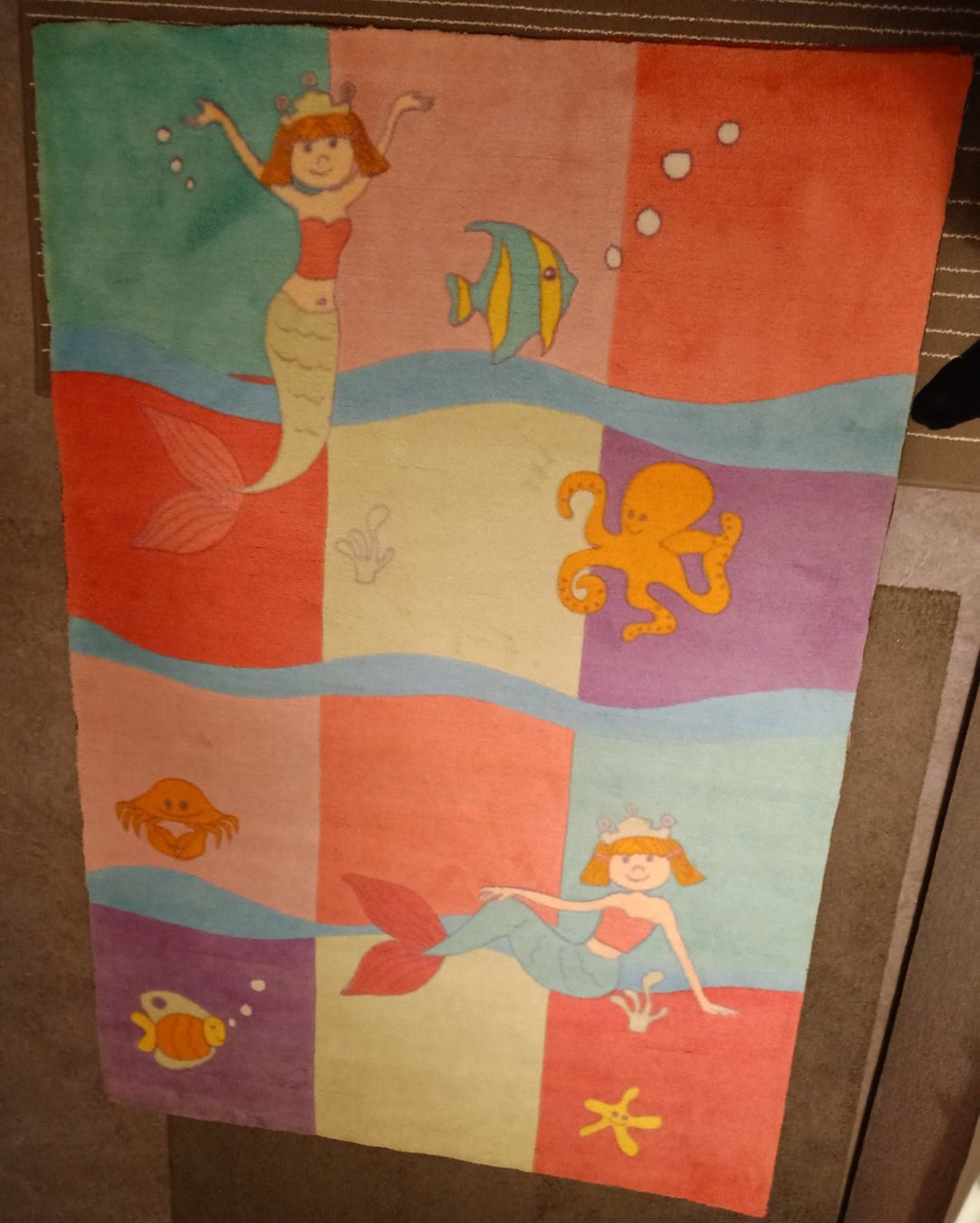 Tappeti: Kinderzimmer Teppich 120 x 180 – Usato da Grenchen venduto da Tirana