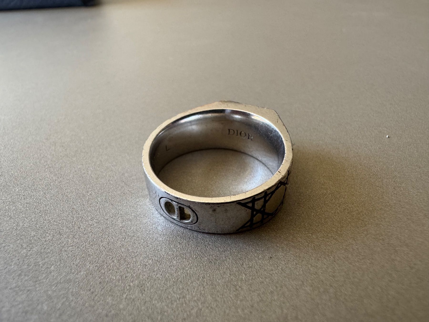 Dior Anelli: Dior Siegelring Cannage Silber – Usato da Winterthur venduto da Boabdil15 4