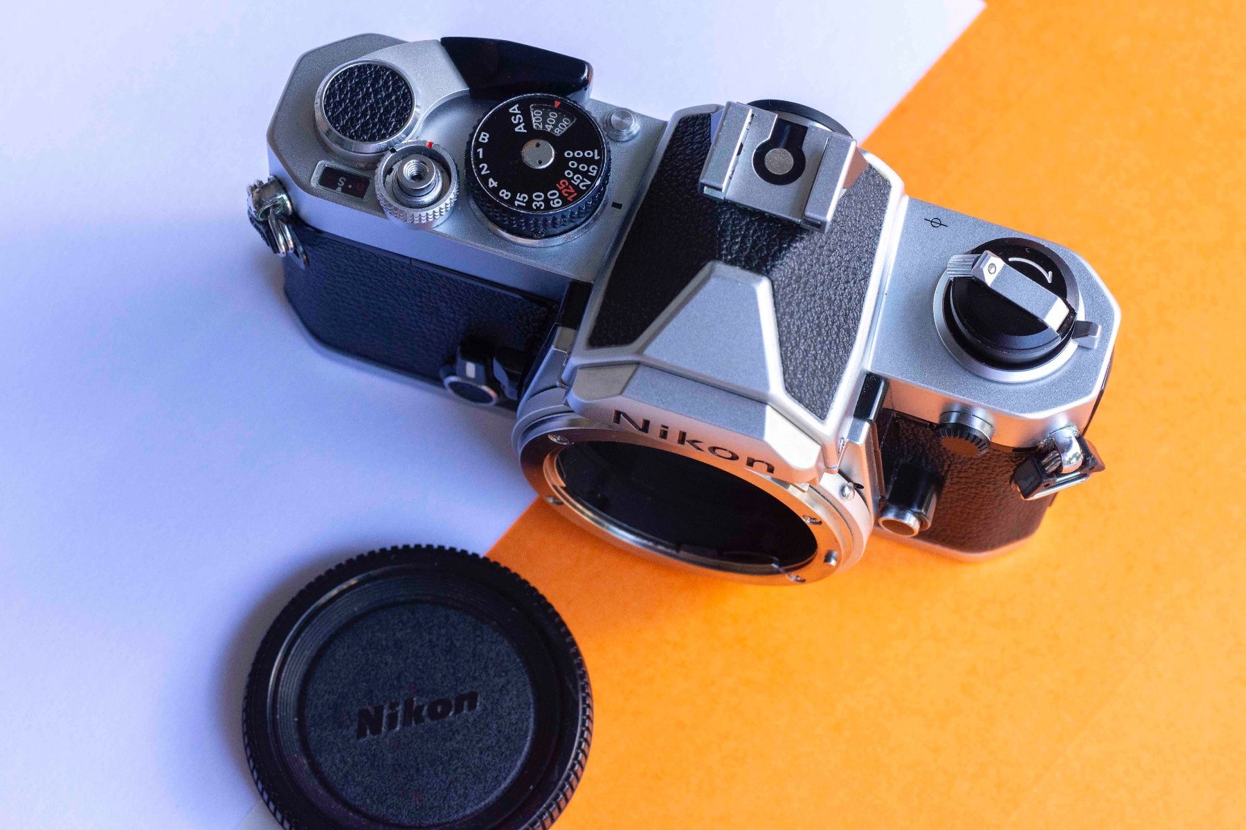 Nikon Fotocamera: Nikon FM – Usato da Schwerzenbach venduto da floridan 1