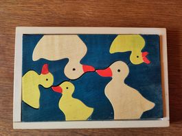 Entzückendes Holzpuzzle "Äntli" - Kinderspielzeug Frühling!
