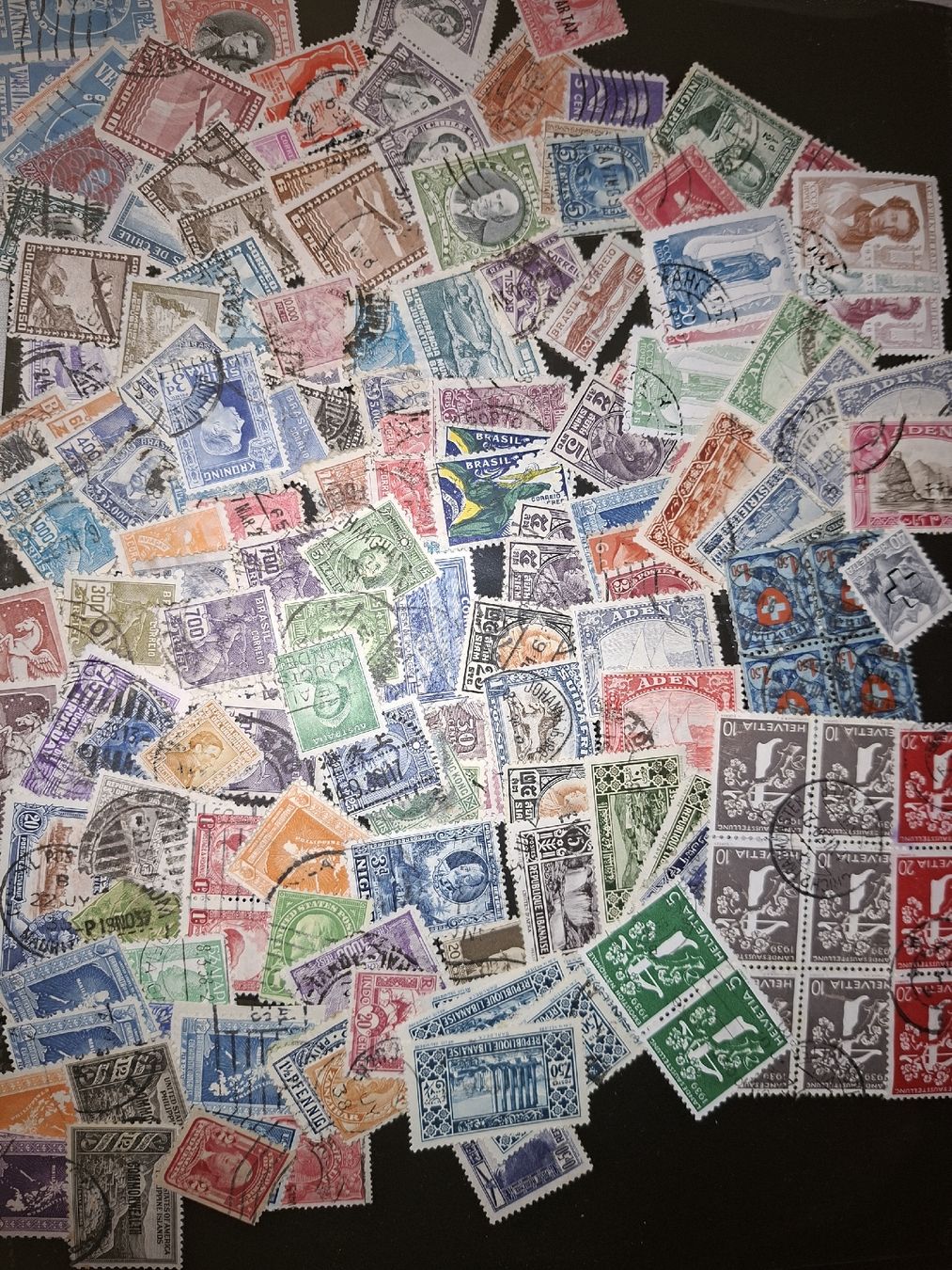 Tous les timbres: Lot Briefmarken Ausland #4 – D'occasion à Balgach par SIMEON27