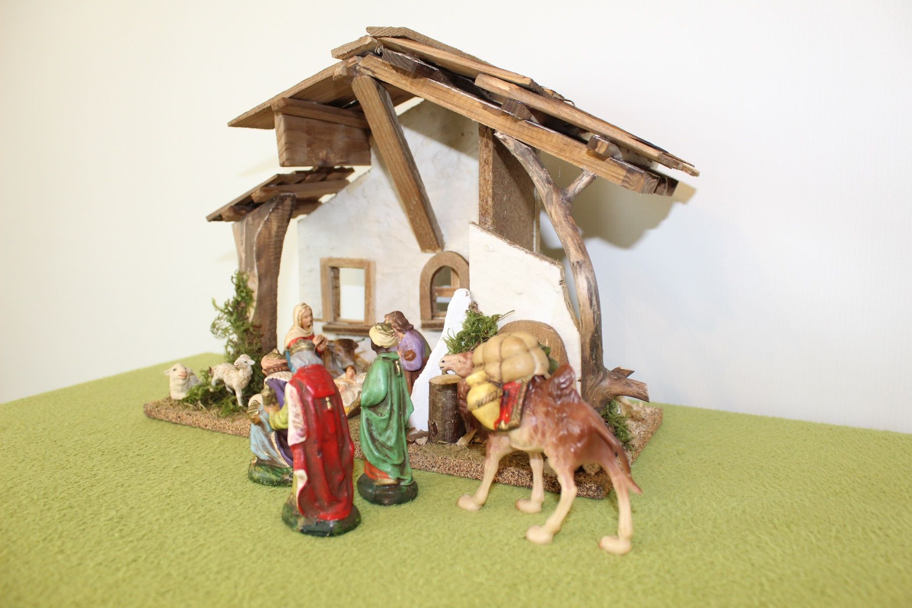 Tutte le decorazioni: Weihnachtskrippe – Usato da Sursee venduto da Santenberg 2