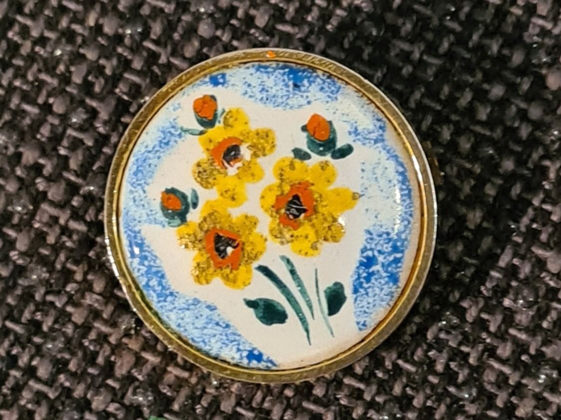 Broschen & Nadeln: Brosche Cloisonne Emaille, Handarbeit Unikate 1960 – Gebraucht aus Münchenbuchsee von babilibern 1