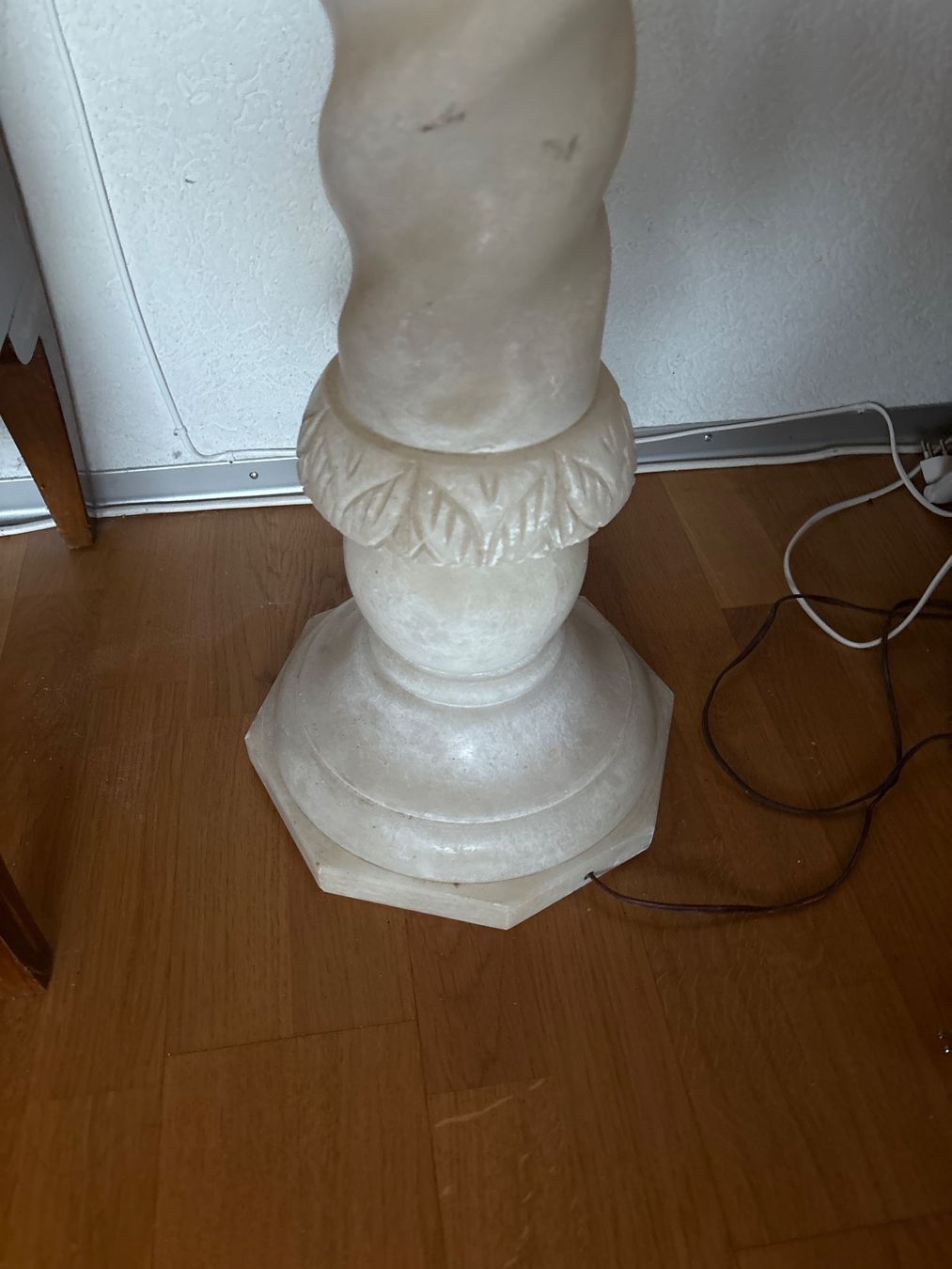 Altro in Decorazioni & Accessori: Antike Napoleon lll Marmorsäule beleuchtet – Usato da Thun venduto da Studi1974 2