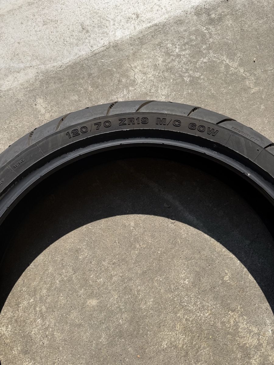 Dunlop Pneus & Roues: Dunlop Motorradreifen – D'occasion à Mörschwil par timjan 1