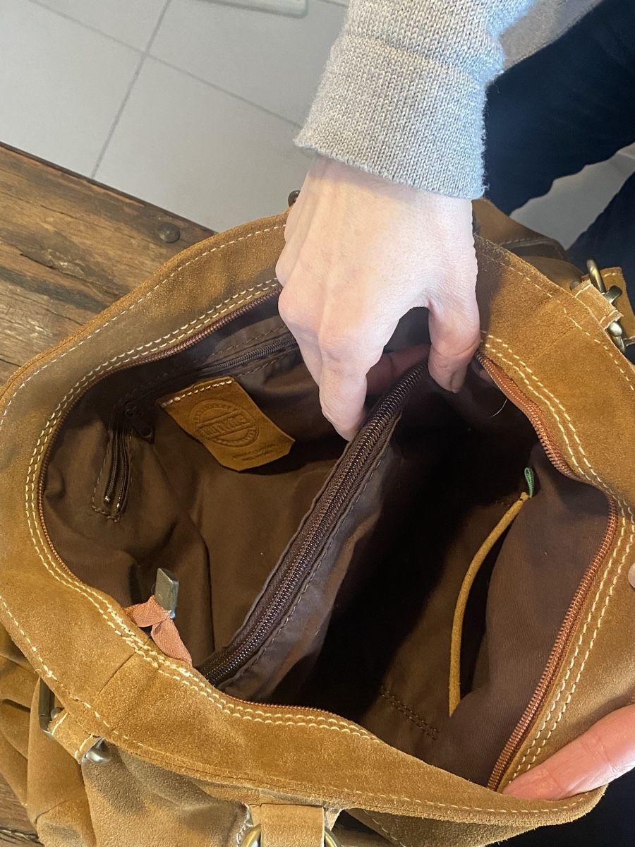 Taschen für Damen: Mithos-Racing Ledertasche – Gebraucht aus Bern von rebihappy 1