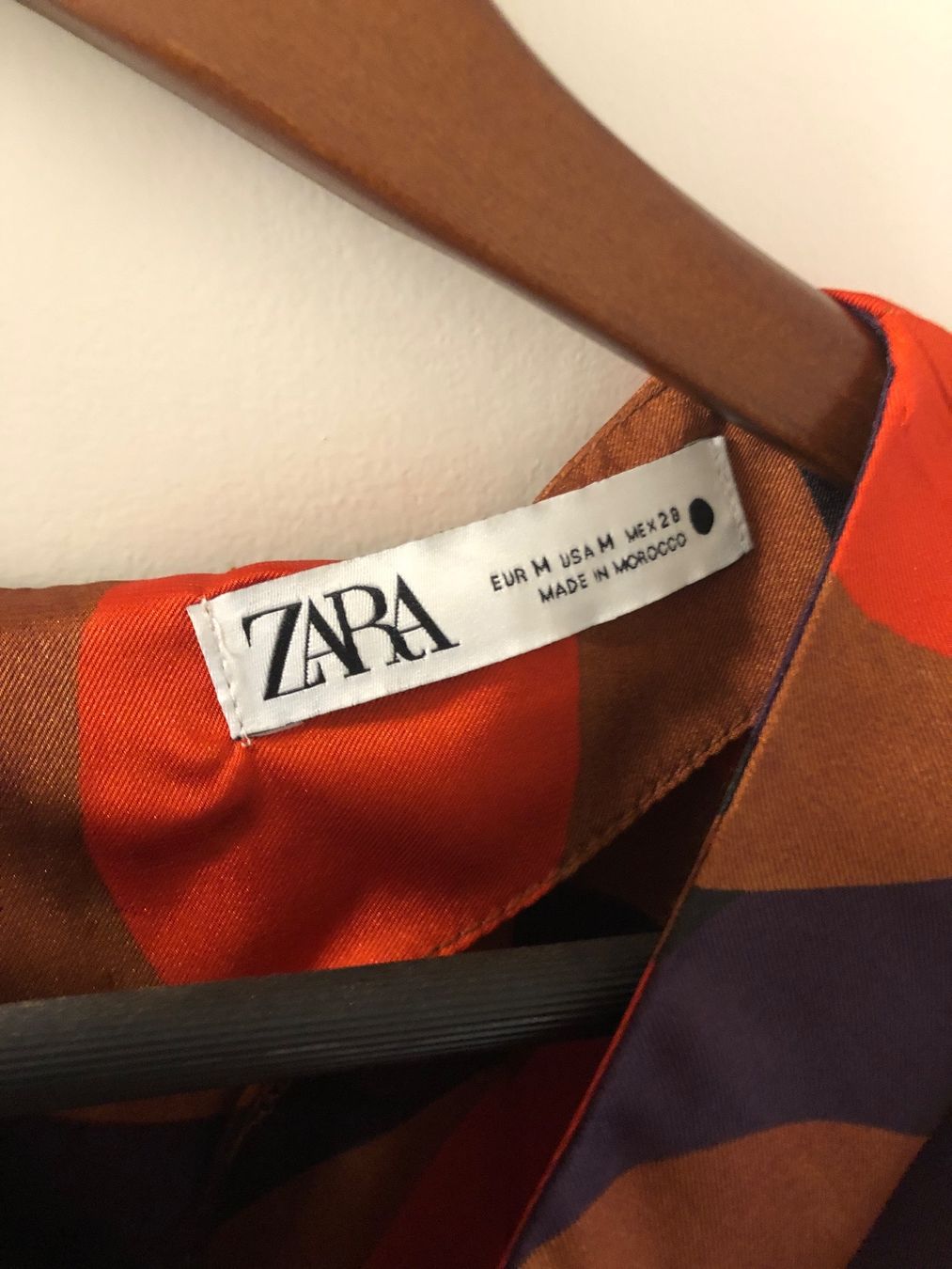 Zara Tops: Maternity Zara Top – Neu (gemäss Beschreibung) aus Brugg AG von Magna3 2