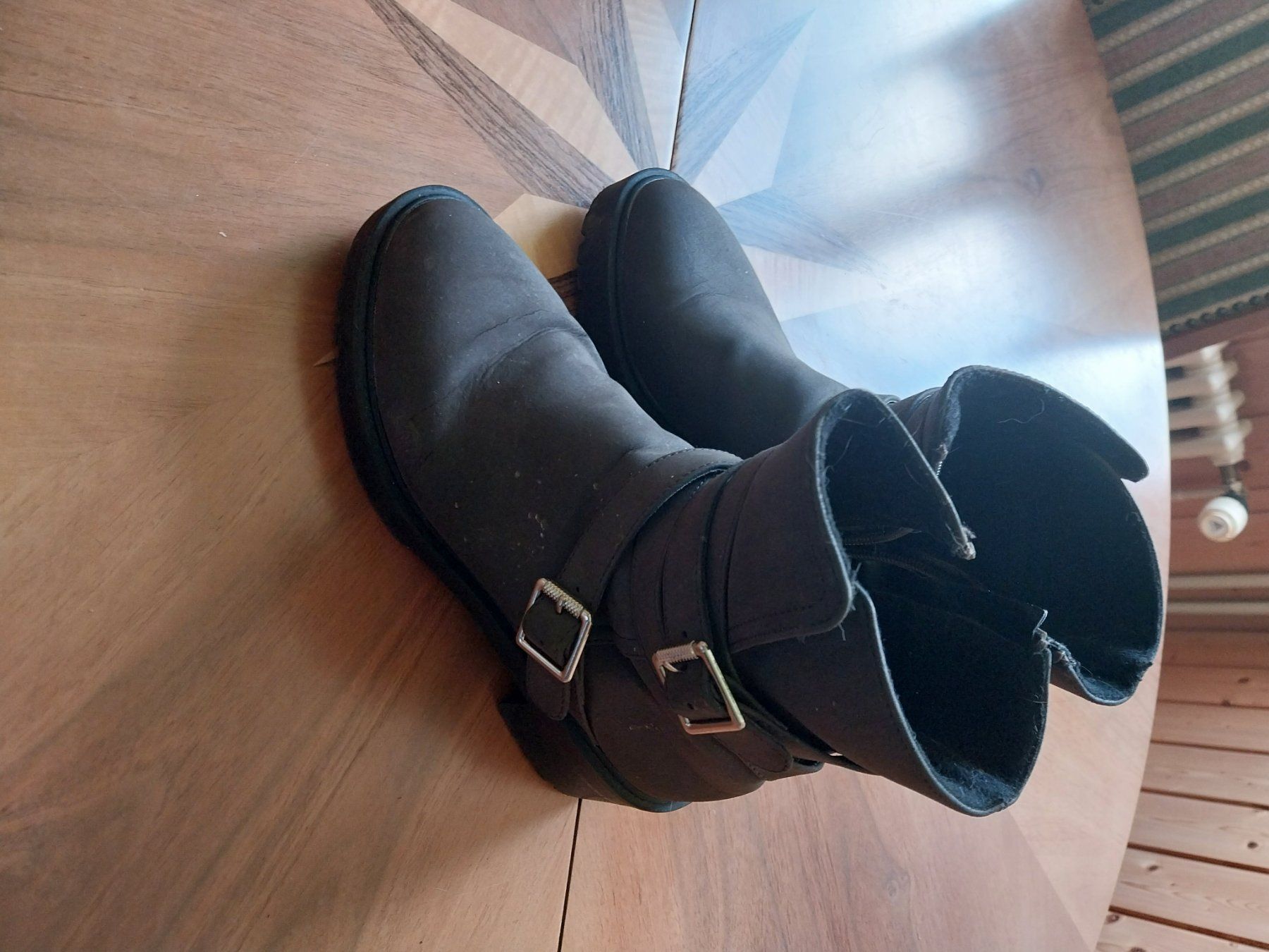 Damenschuhe: Damen Winterschuhe/ Arbeitsschuhe – Gebraucht aus Wil SG von neg_g2vg 2