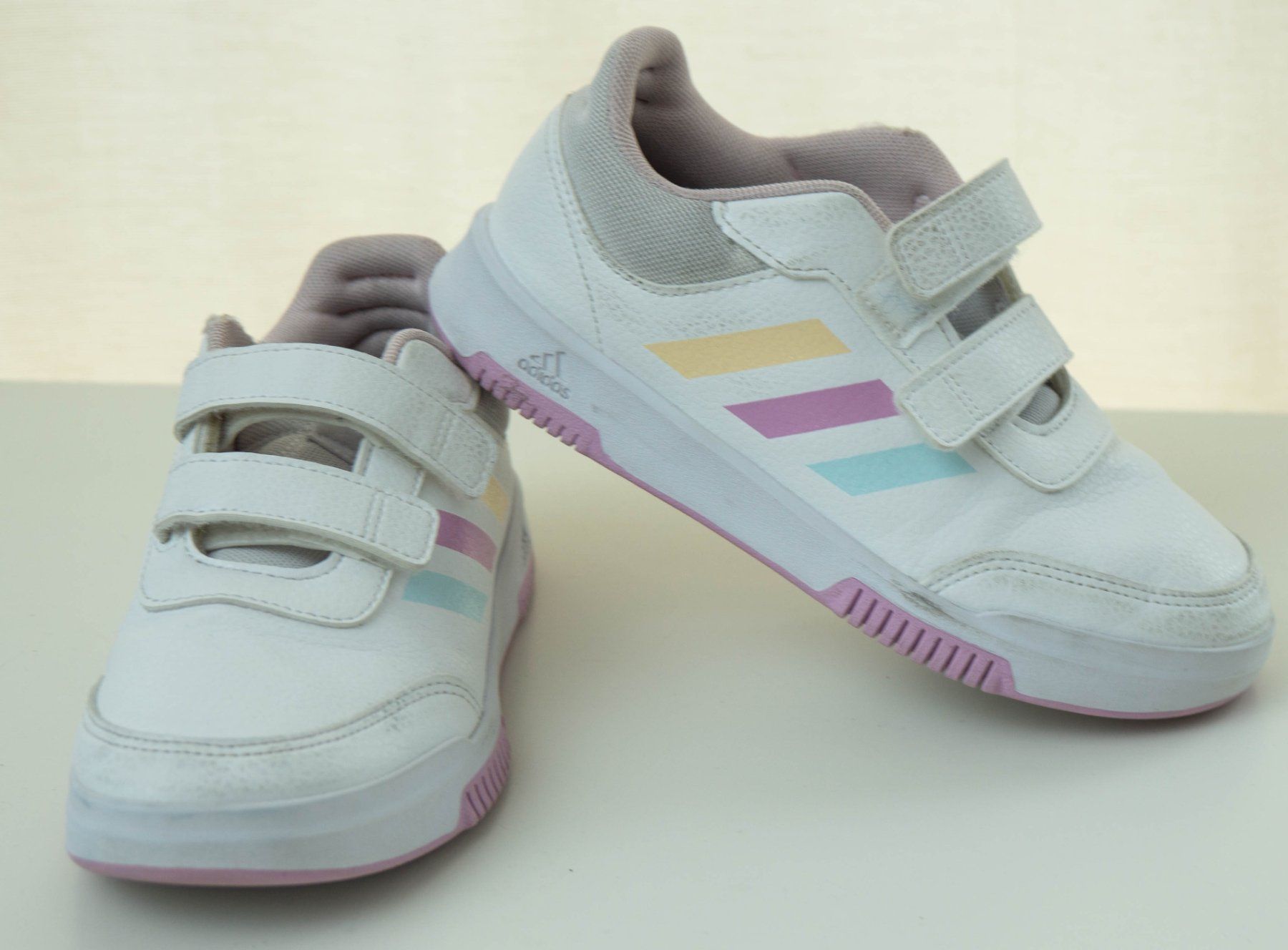Adidas Scarpe per ragazze: Adidas Turnschuhe Weiss, Gr. 34 – Usato da Zürich venduto da sambaum