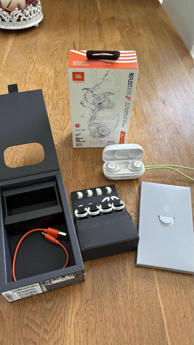 JBL Cuffie: JBL Reflect Aero - Top Zustand -  Wireless Kopfhörer! – Nuovo (secondo la descrizione) da Oberriet SG venduto da Sternli36 1