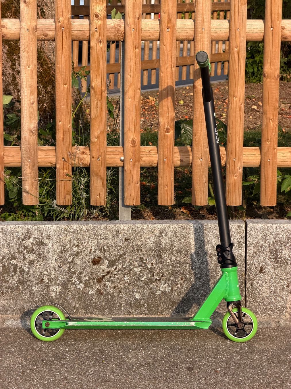 Chilli Kickboard: Roller CHILLI PRO SCOOTER grün – Usato da Winterthur venduto da Wusa01