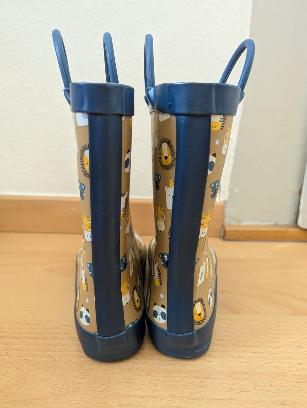 Scarpe per ragazzi: bottes de pluie circo 30 – Nuovo e nell'imballaggio originale da Montreux venduto da dem_gyt9 3