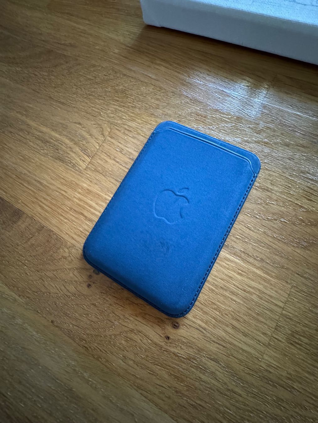 Sonstige Kleidung & Accessoires: Apple iPhone Fine Woven Wallet / Pacific Blue – Neu (gemäss Beschreibung) aus Allschwil von KShing 2