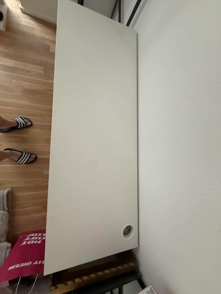 Ikea Schreibtische: Schreibtisch mit 2 Schubladen – Gebraucht aus Reinach BL von vic_t5l5 2