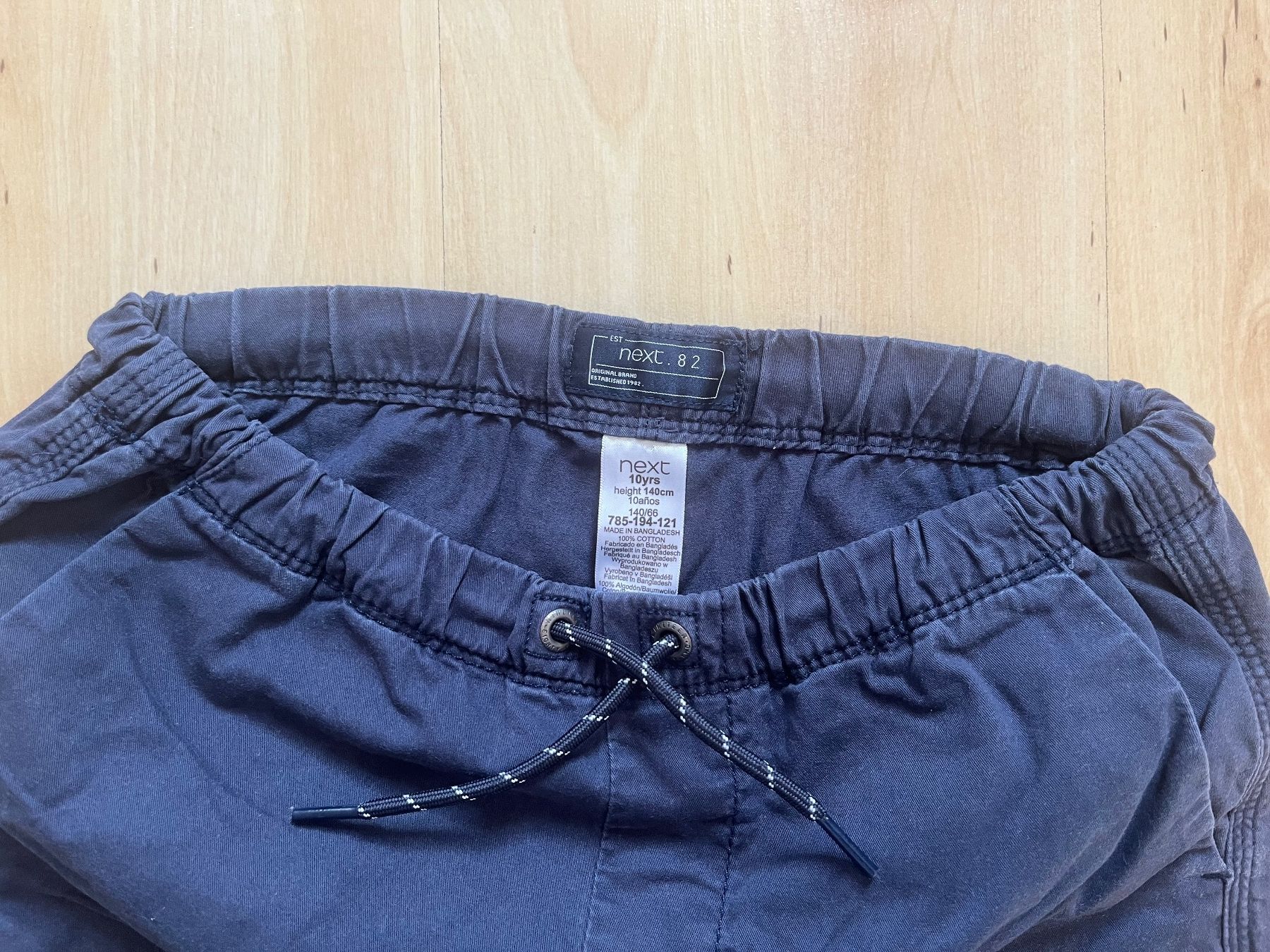 Next Pantaloni: Shorts next Gr 146 – Usato da Schwanden GL venduto da Leemueller 2