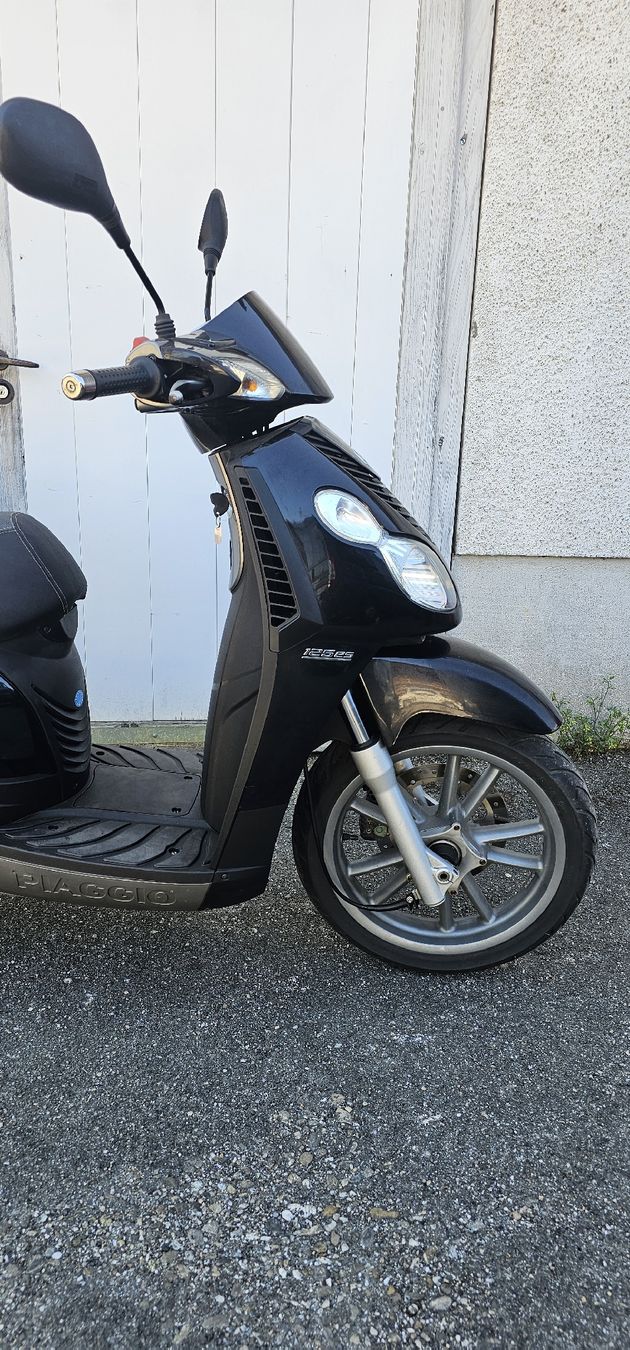 Piaggio Scooter: Piaggio Carnaby 125 – Difettoso da Triengen venduto da TheBigBoss 5