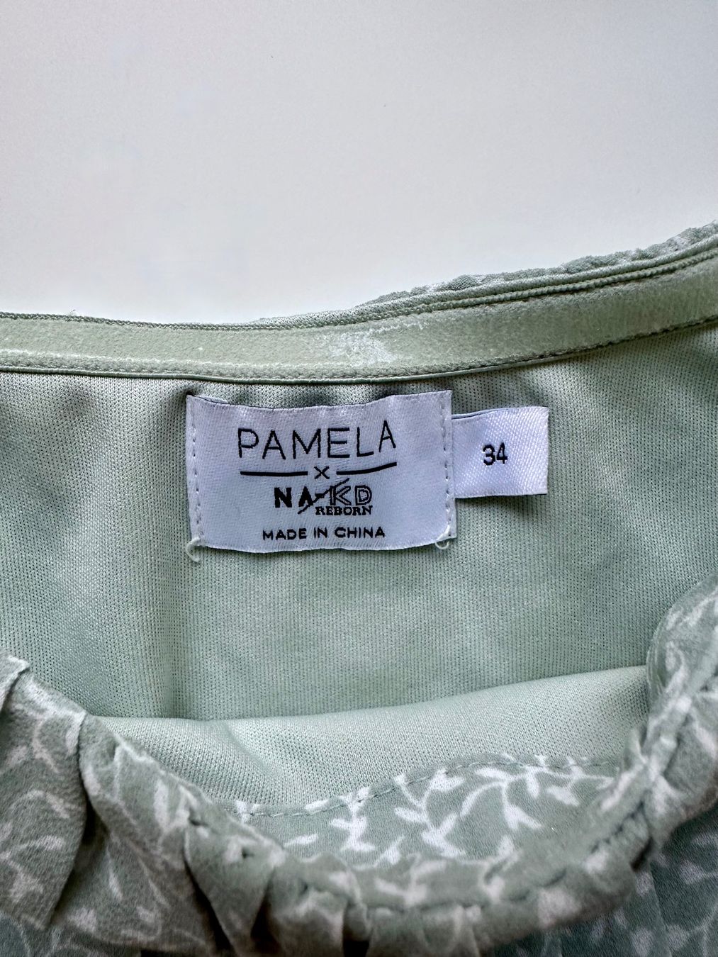 Top: PAMELA yoga top – Usato da Lausanne venduto da Colinwidmer 1