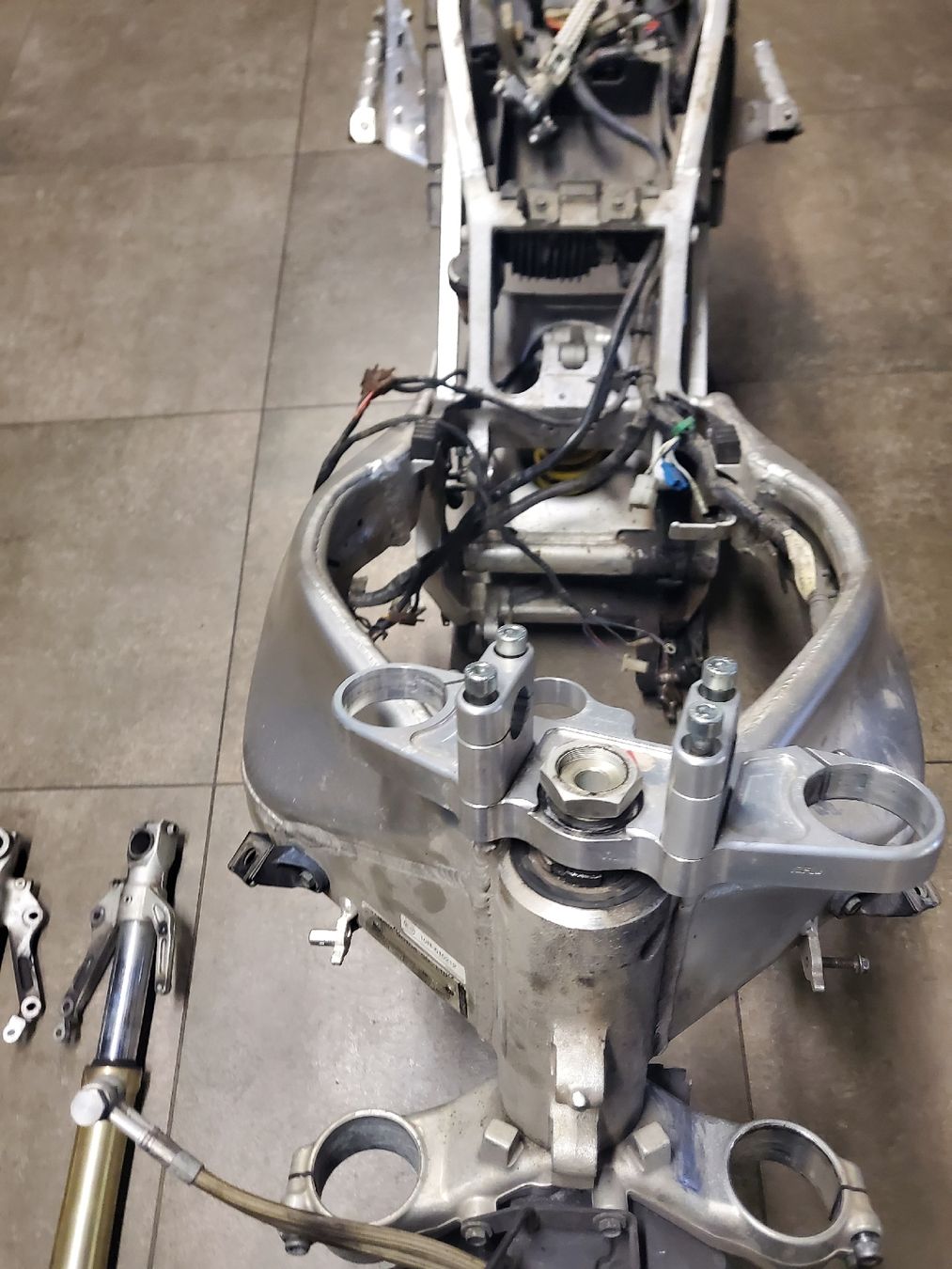Yamaha Tutti i ricambio per moto: telaio moto yamaha – Usato da Lugano venduto da Bernardino04 3